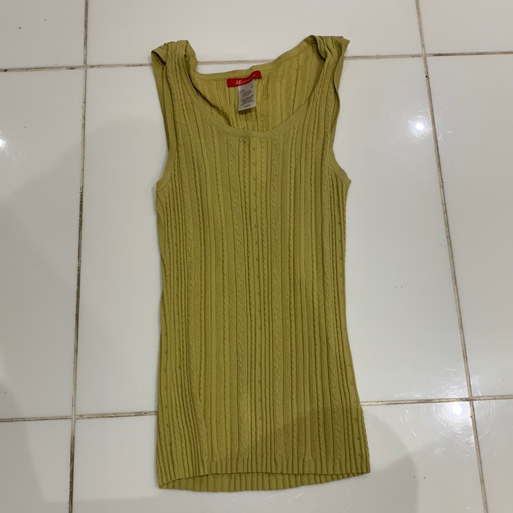 TANK TOP